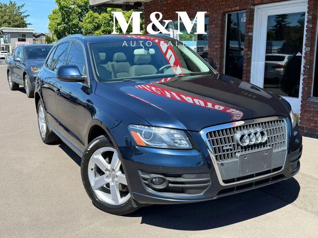 2011 AUDI Q5