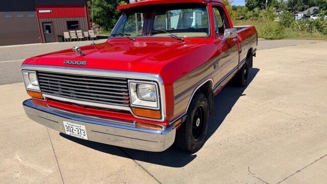 1986 DODGE D-Series