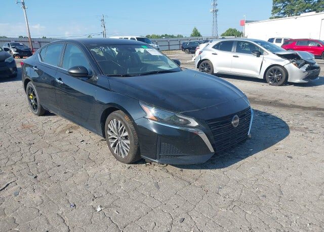 2024 NISSAN Altima