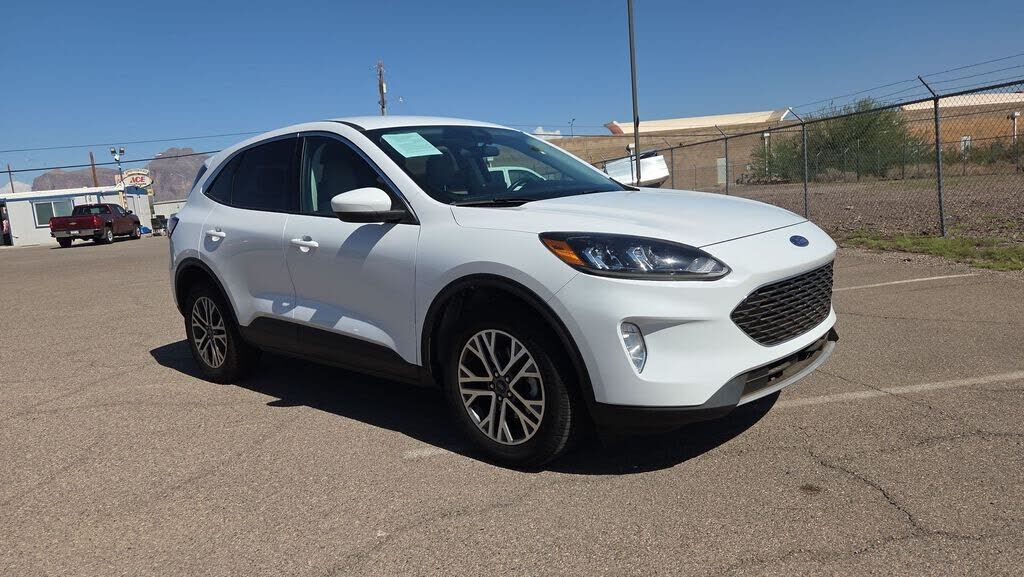 2022 FORD Escape