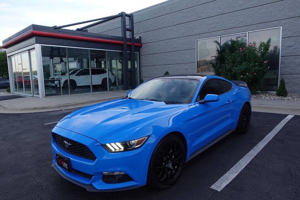 2017 FORD Mustang