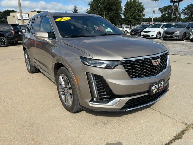 2022 CADILLAC XT6