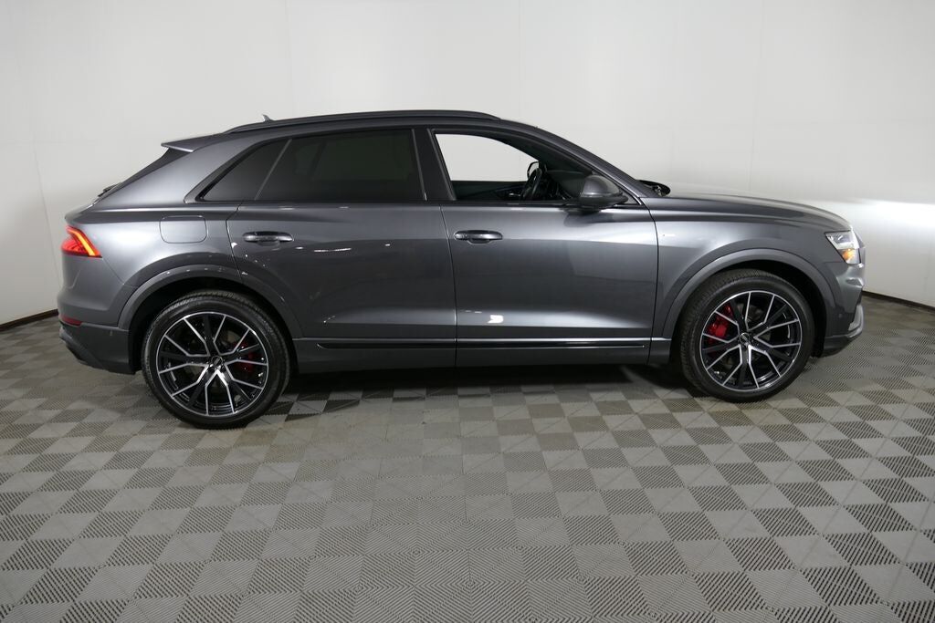 2022 Audi Q8
