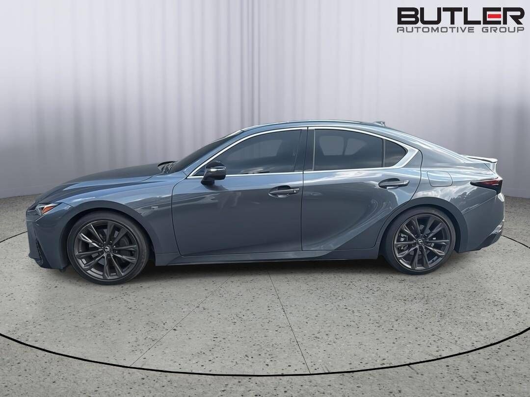 2025 Lexus IS