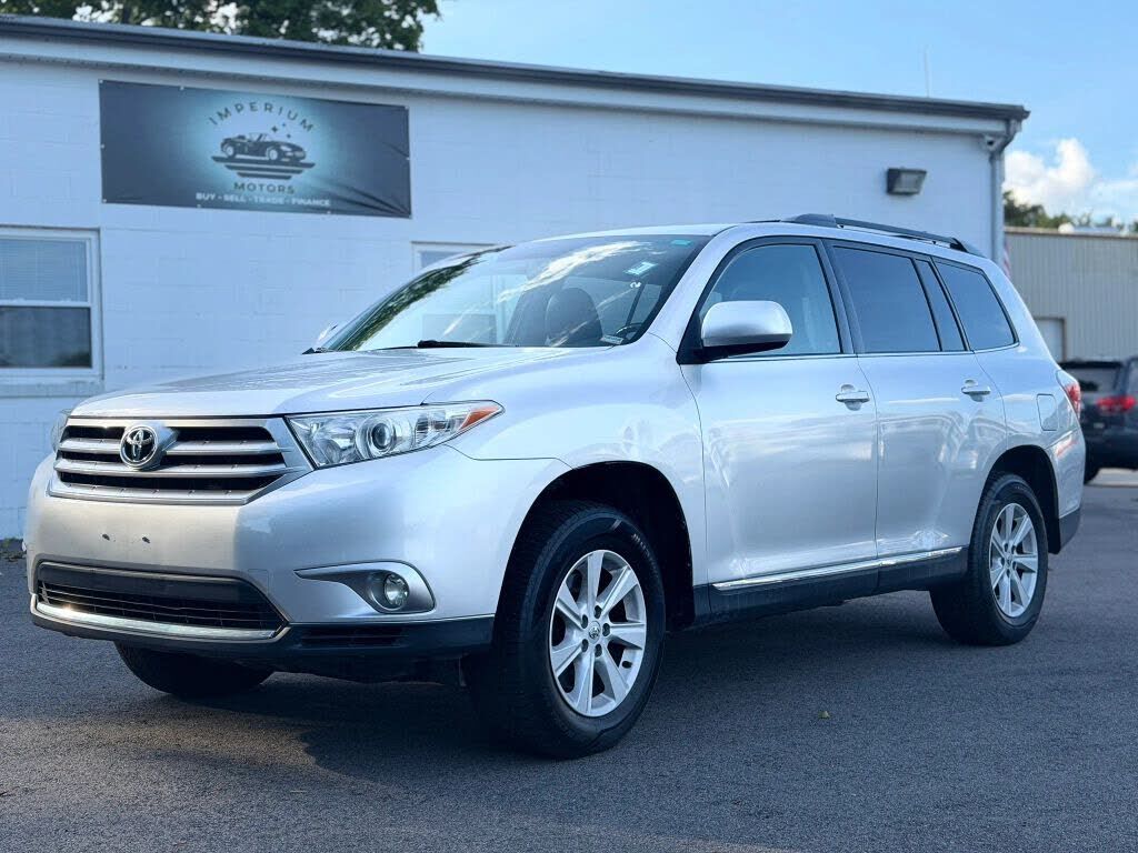 2013 TOYOTA Highlander