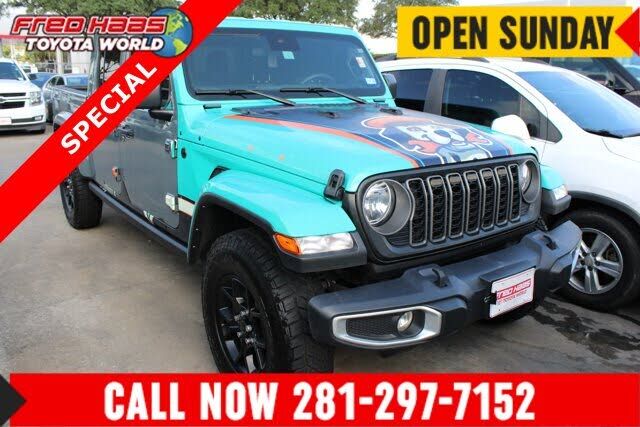 2025 JEEP Gladiator
