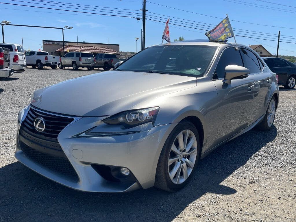 2015 Lexus IS