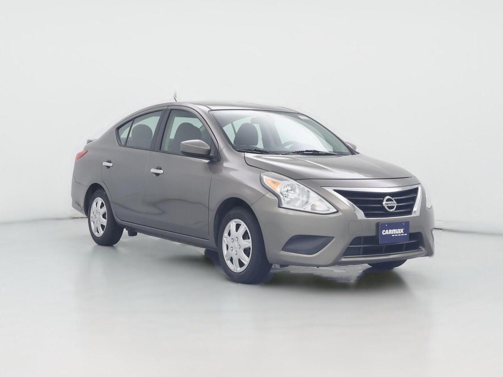 2016 NISSAN Versa