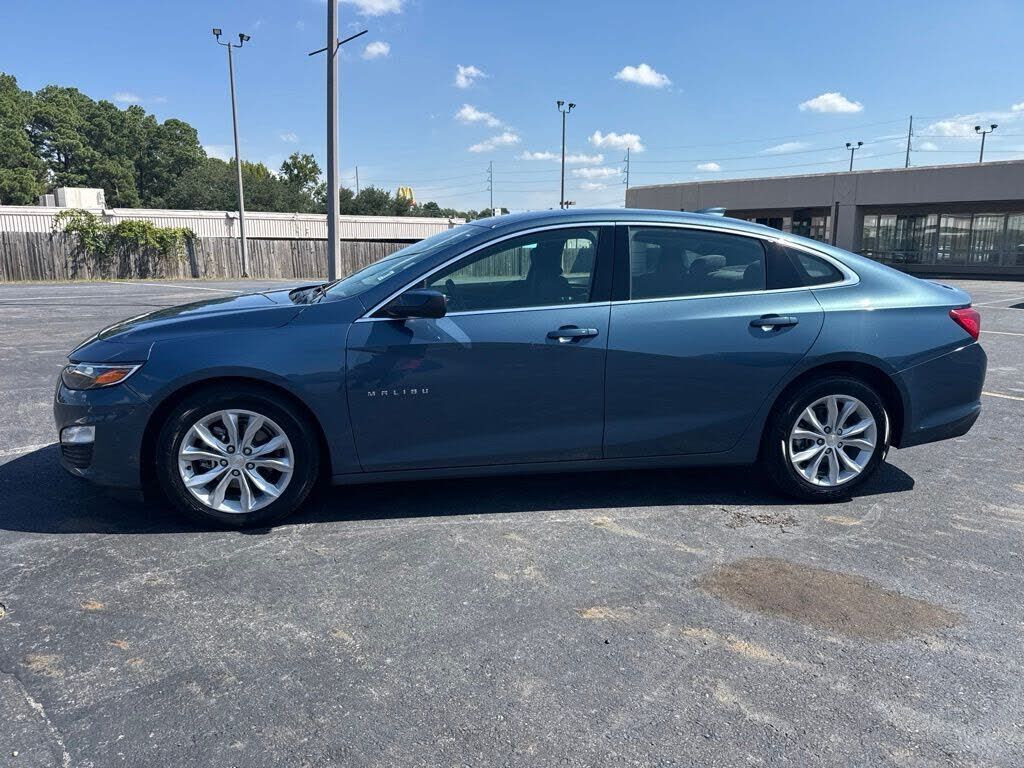 2025 CHEVROLET Malibu