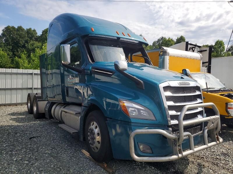 2020 FREIGHTLINER New Cascadia 126" Sleepercab