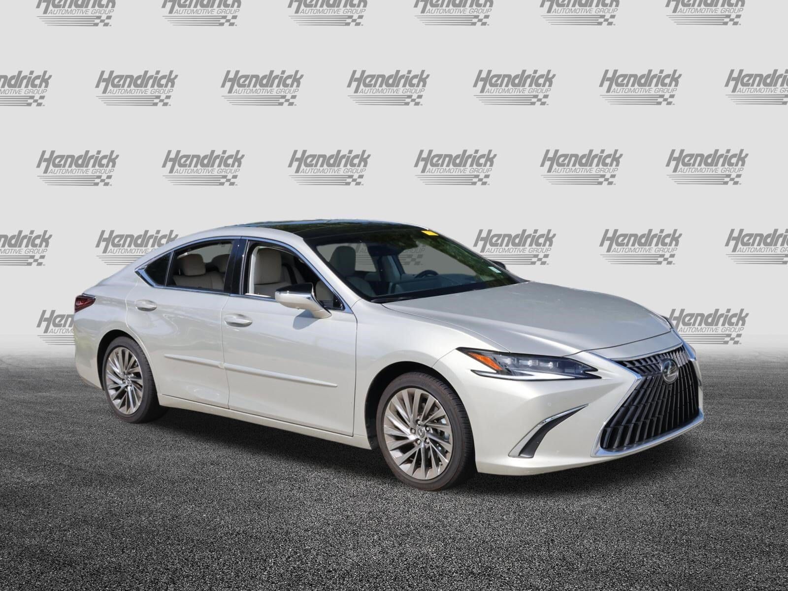 2025 Lexus ES