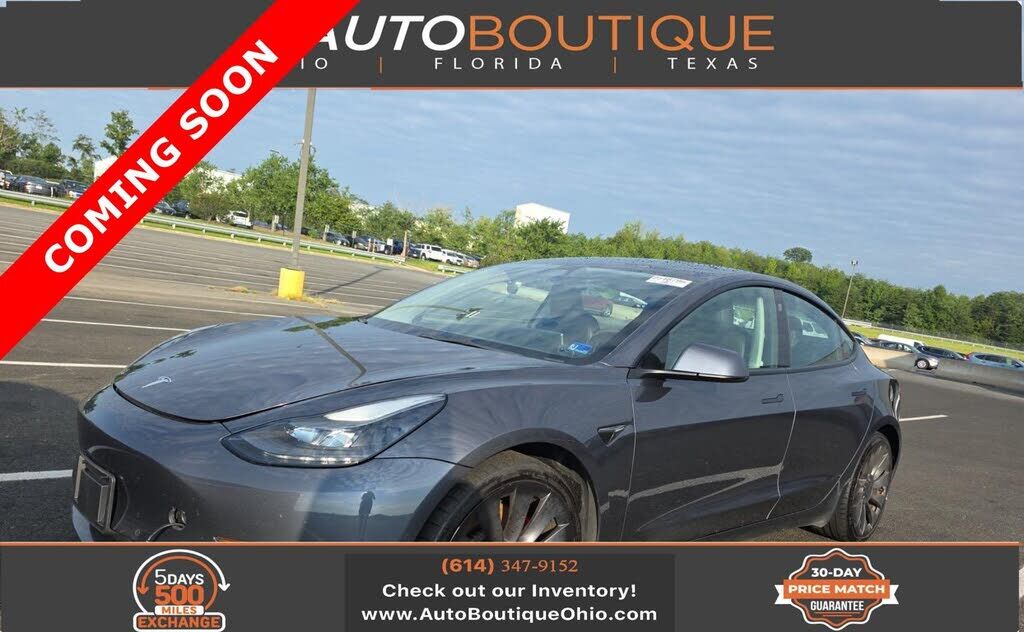 2022 TESLA Model 3