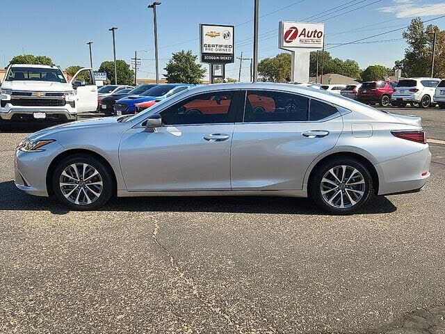 2022 Lexus ES