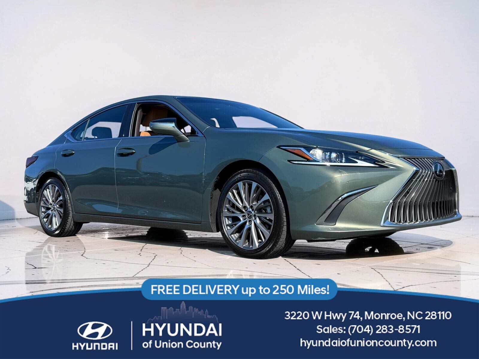 2020 LEXUS ES