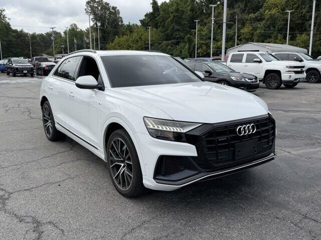 2019 AUDI Q8