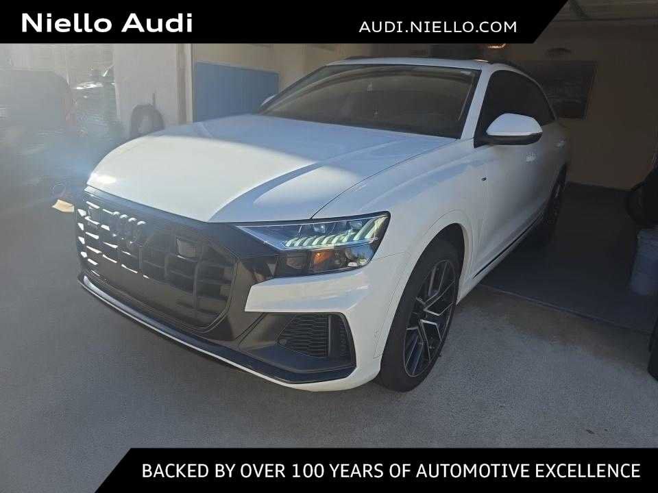 2023 AUDI Q8