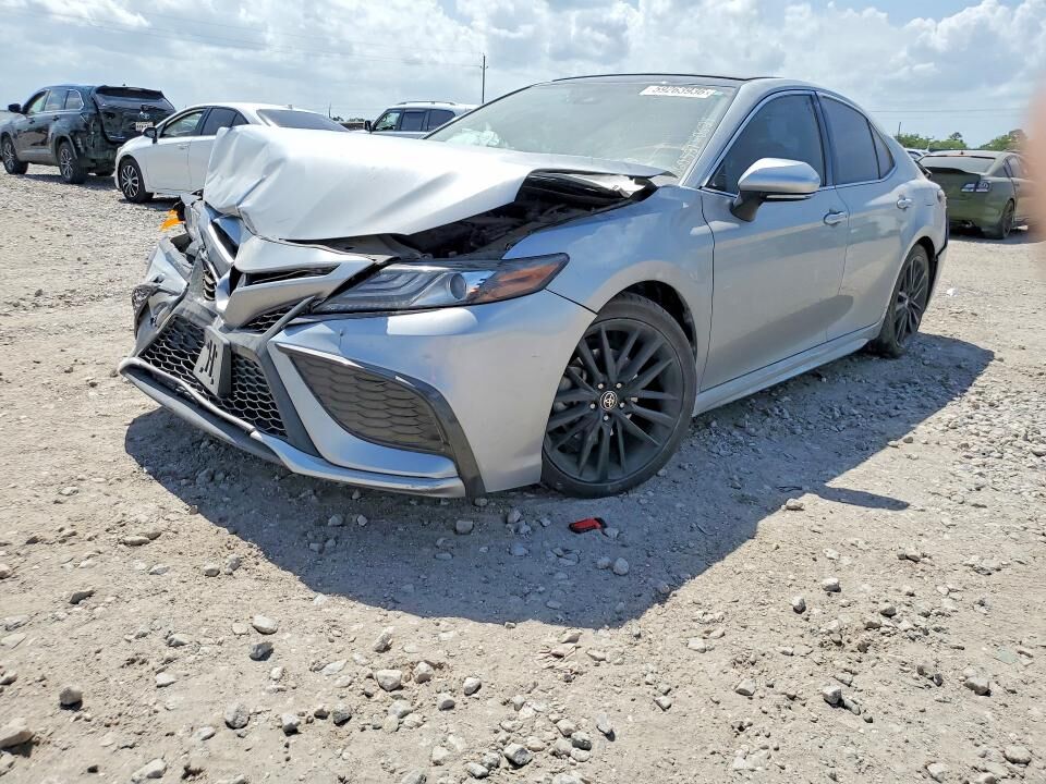 2021 TOYOTA Camry