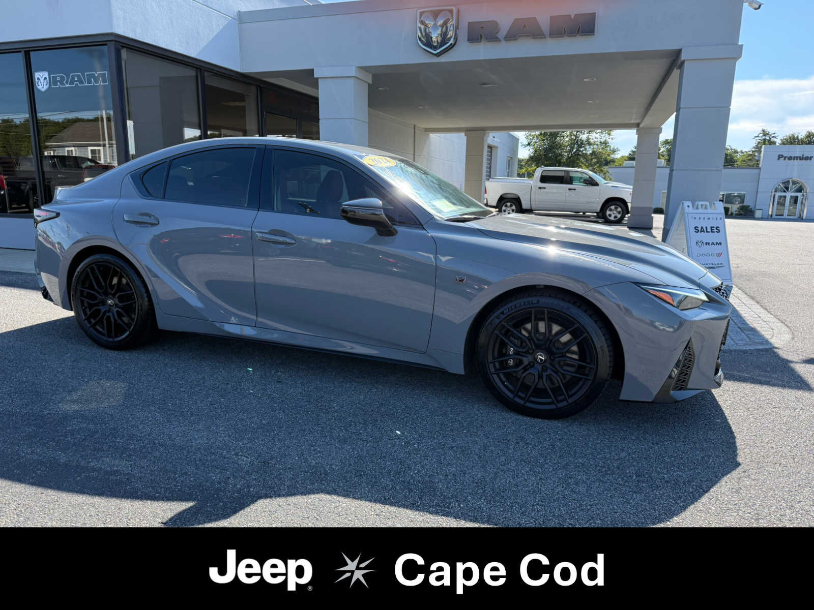 2024 LEXUS IS