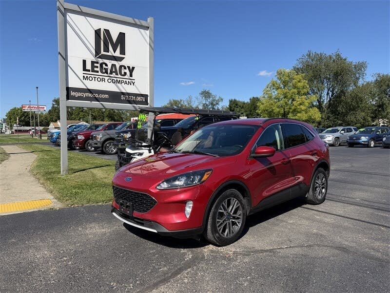 2020 FORD Escape