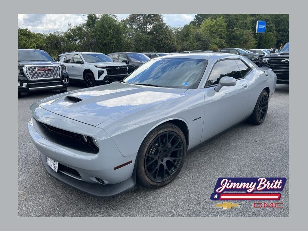2020 DODGE Challenger