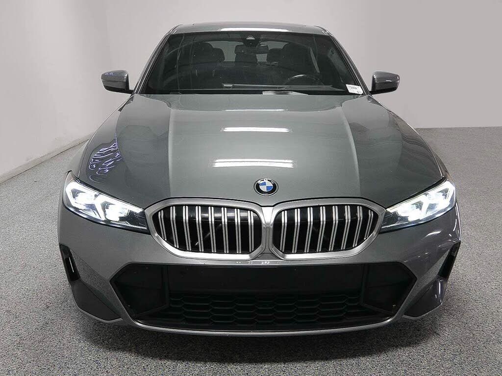 2023 BMW 330i