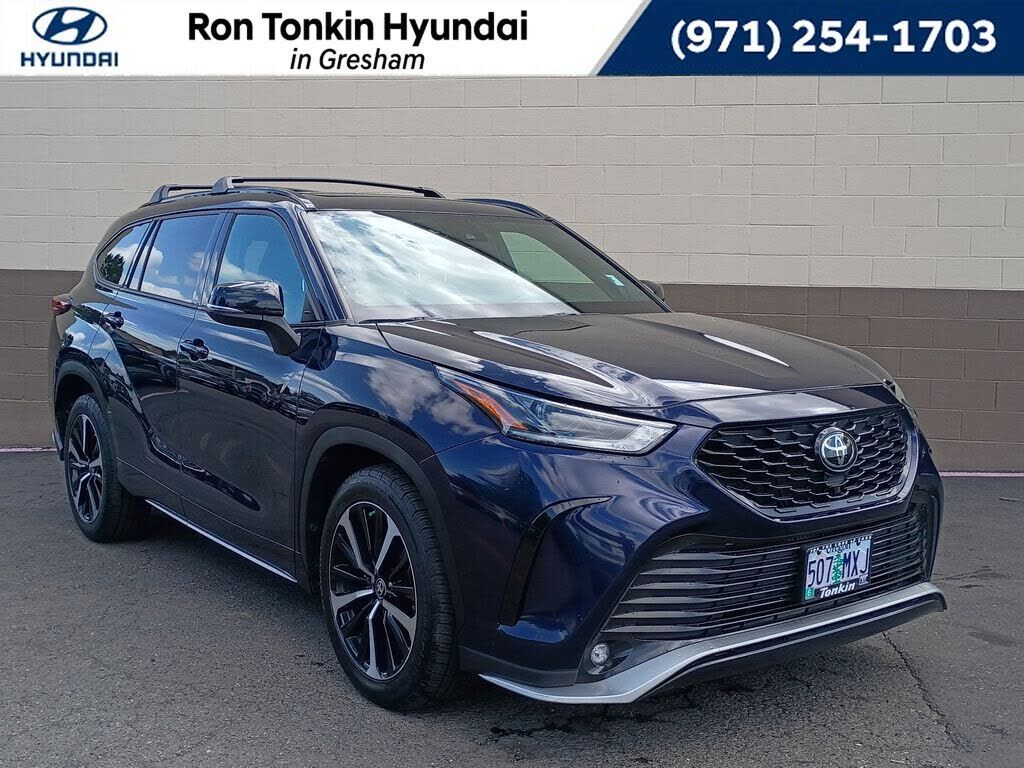 2021 TOYOTA Highlander