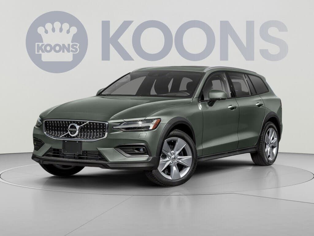 2020 VOLVO V60CC