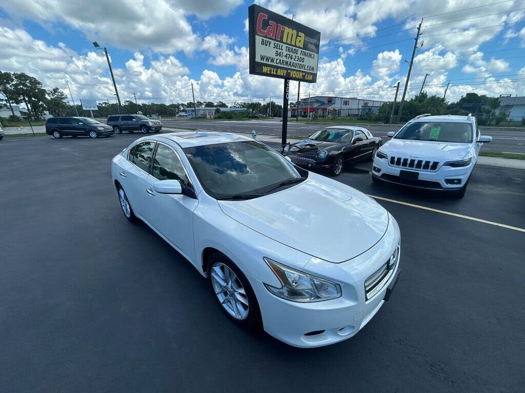 2014 NISSAN Maxima