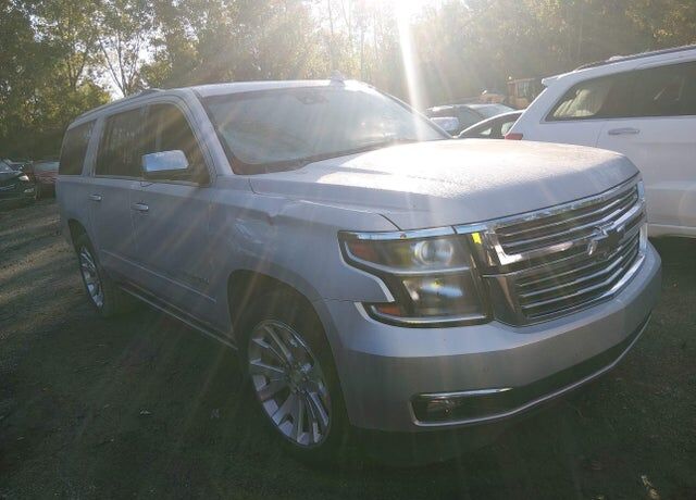 2016 CHEVROLET Suburban