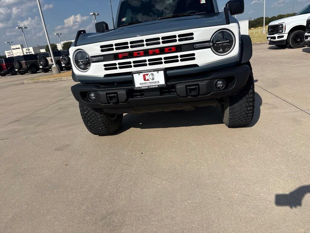 2023 FORD Bronco