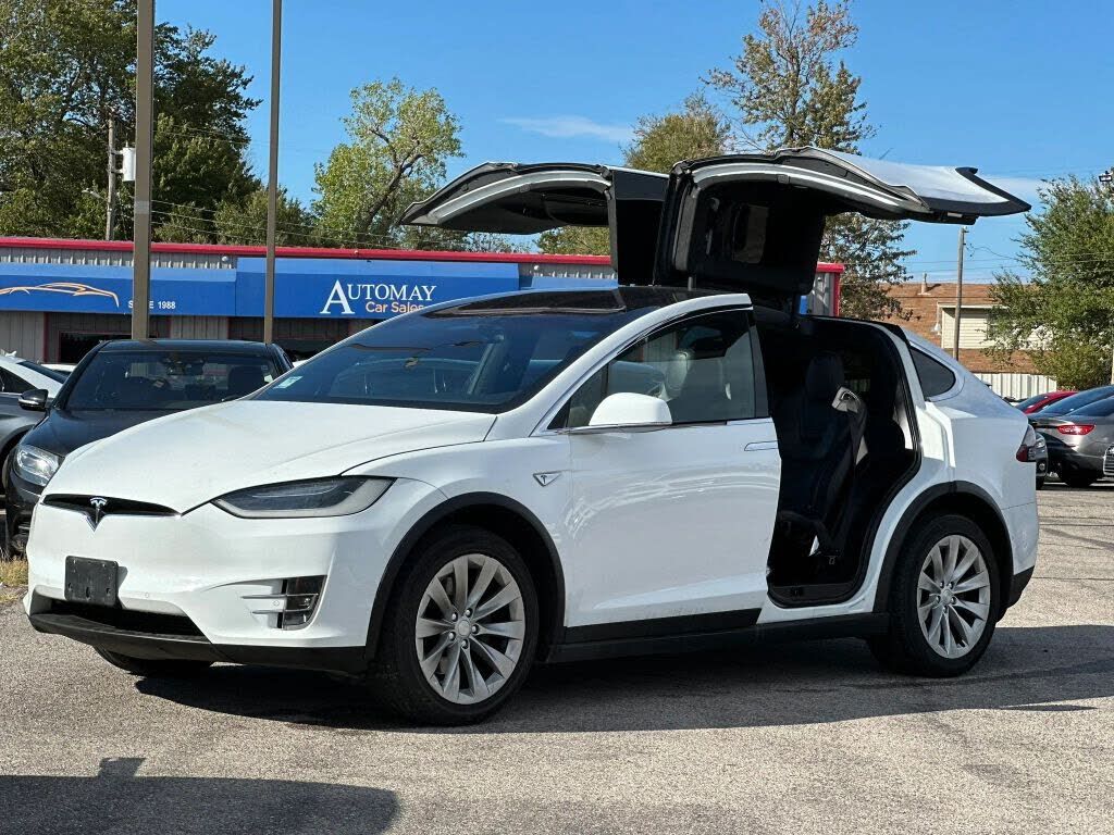 2016 TESLA Model X