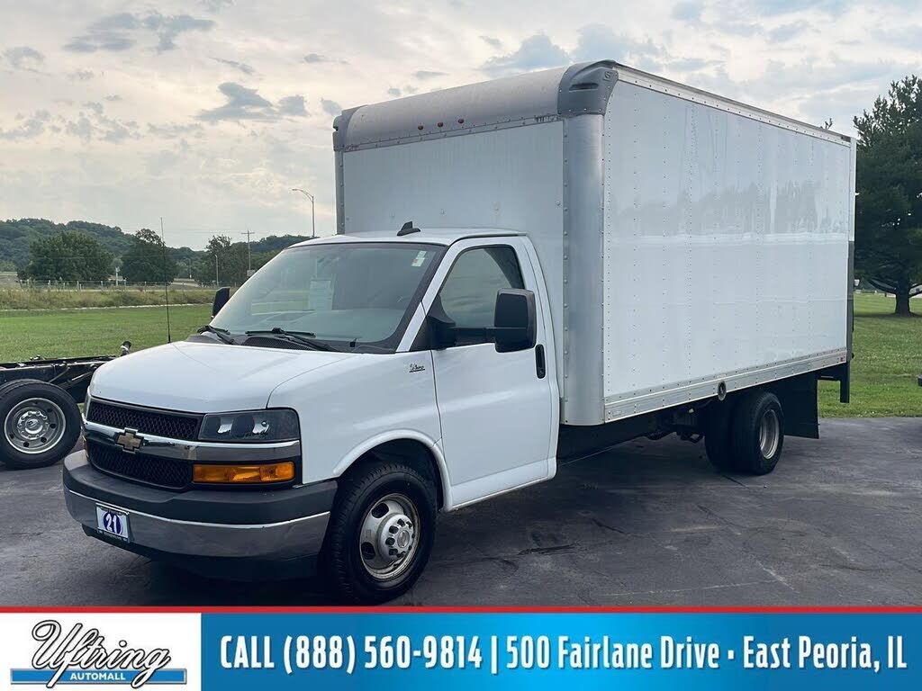 2021 CHEVROLET Express