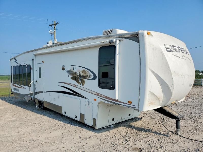 2011 FOREST RIVER Sierra Towables