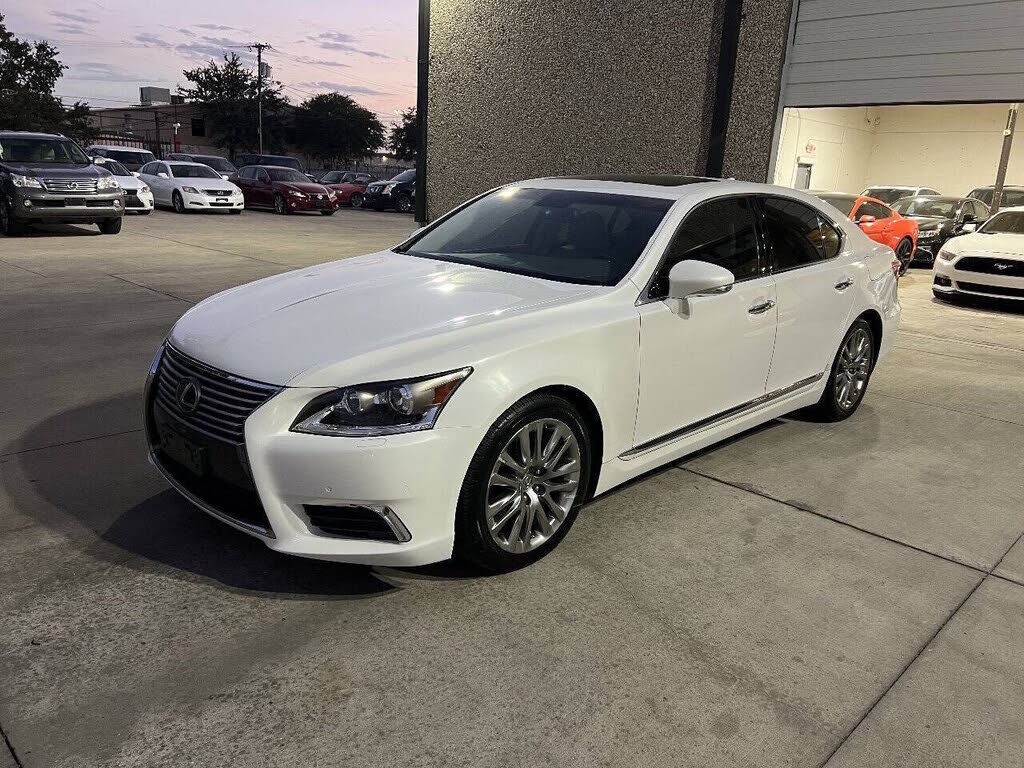 2017 LEXUS LS