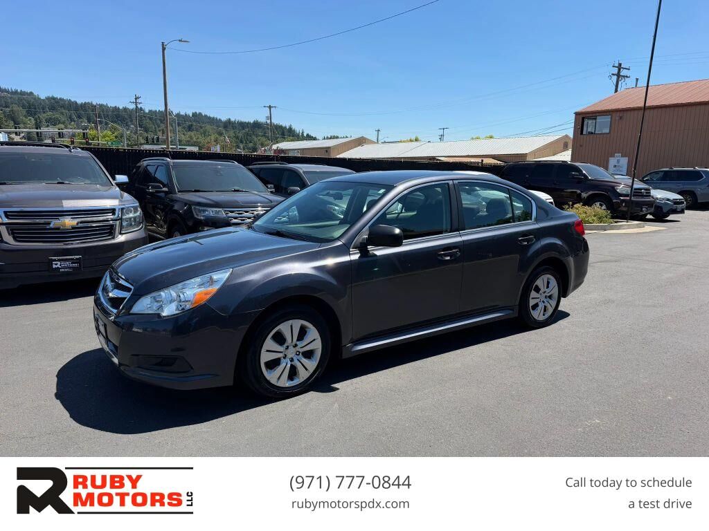2011 SUBARU Legacy
