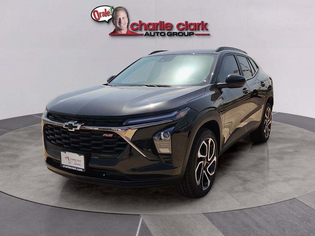 2026 CHEVROLET Trax