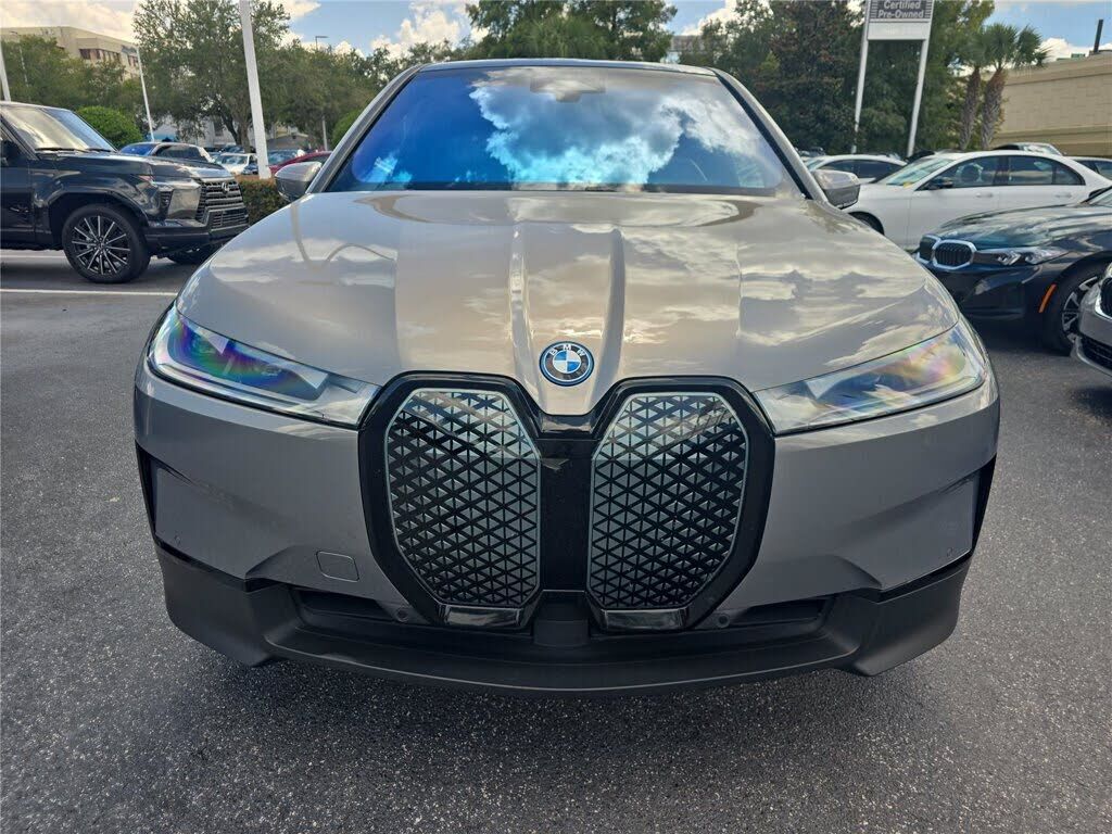 2024 BMW iX
