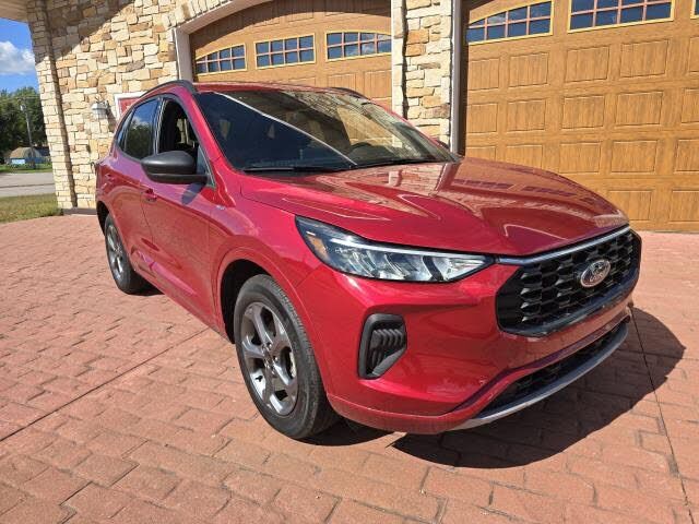 2024 FORD Escape