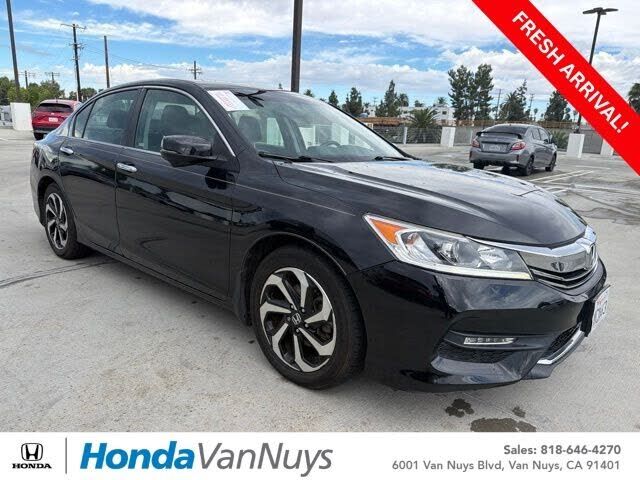 2017 HONDA Accord