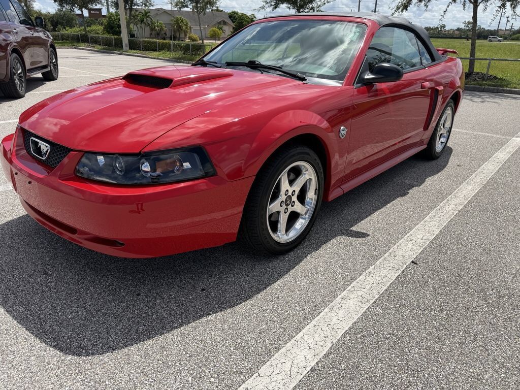 2004 FORD Mustang