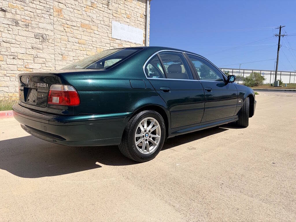 2003 BMW 525iA
