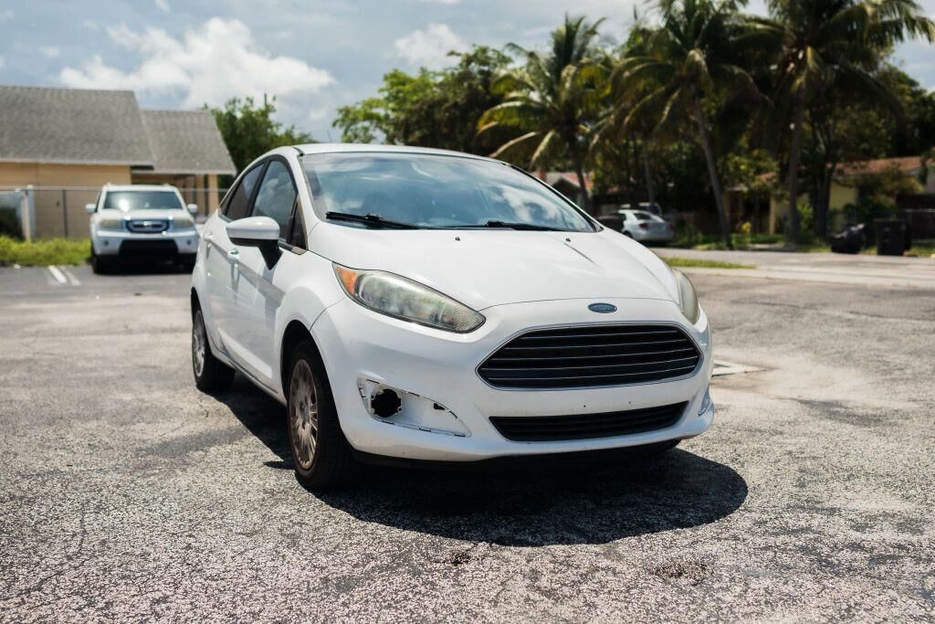 2017 FORD Fiesta