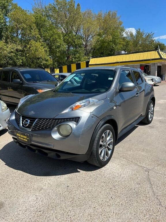 2011 NISSAN Juke