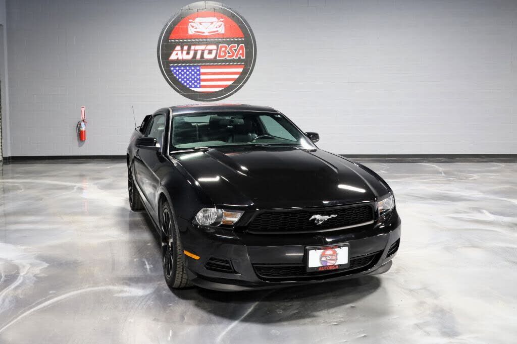 2011 FORD Mustang
