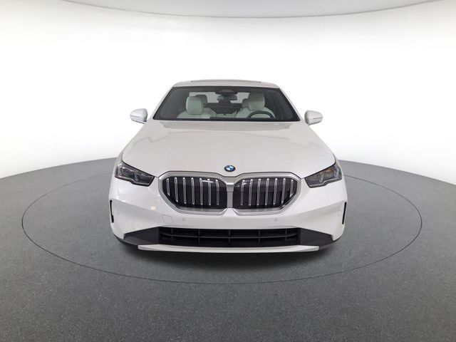 2026 BMW 530i