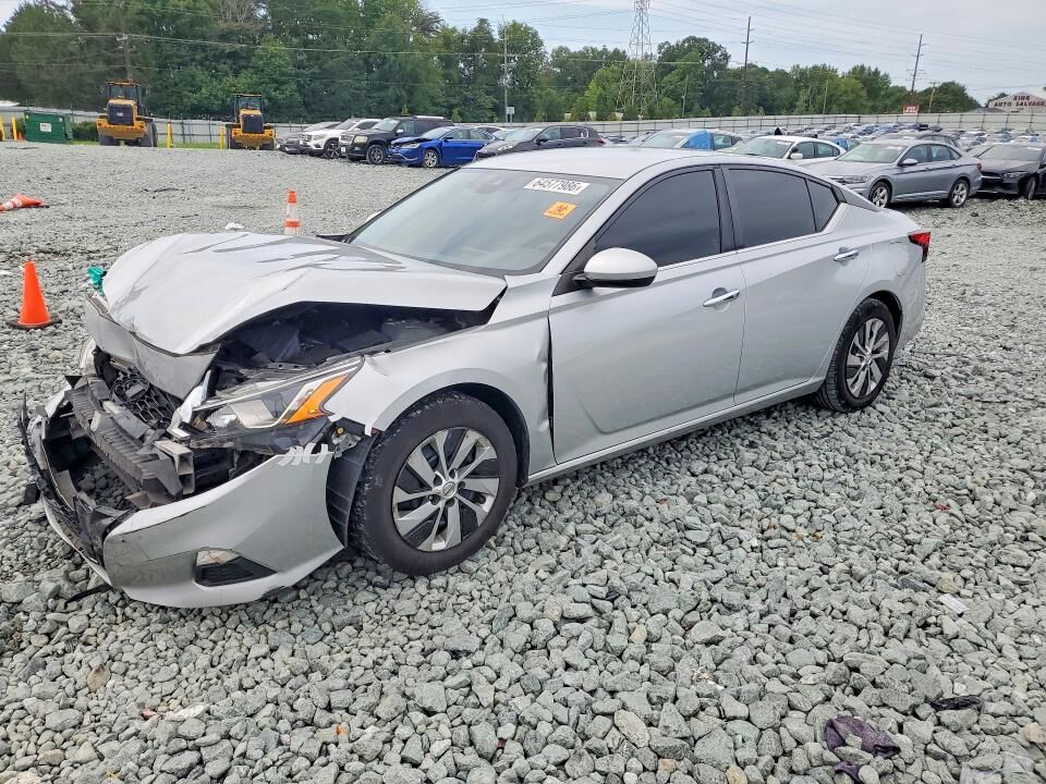 2021 NISSAN Altima