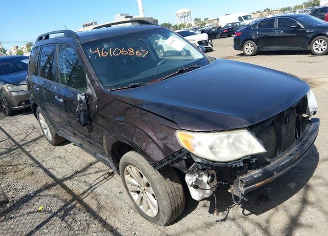 2013 SUBARU Forester