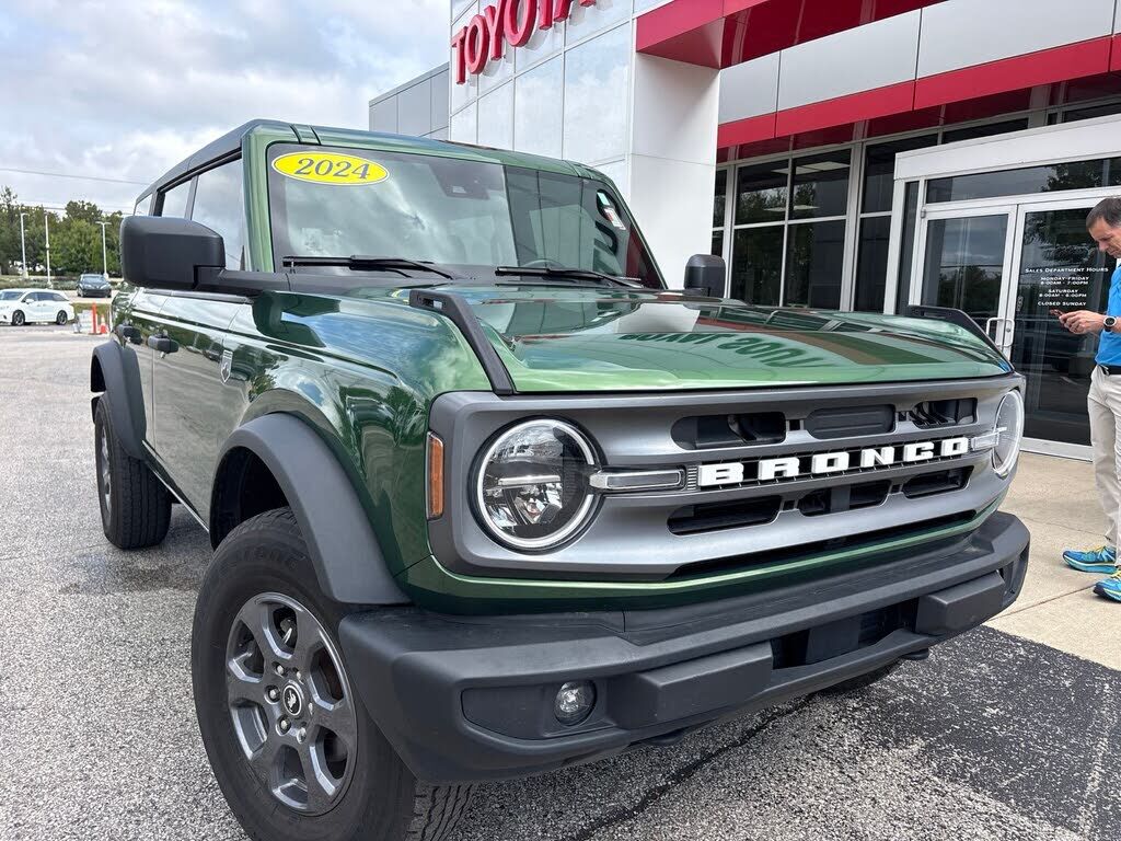 2024 FORD Bronco