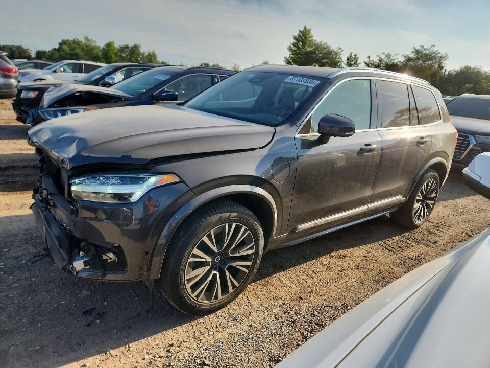 2024 VOLVO XC90