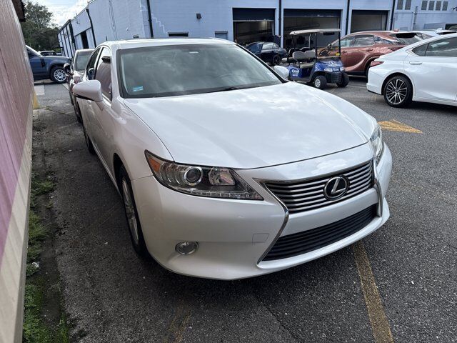 2014 LEXUS ES